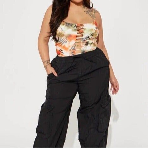 Abstract Print Cut Out Detail Bodysuit Size M RefM023 - Picture 10 of 10